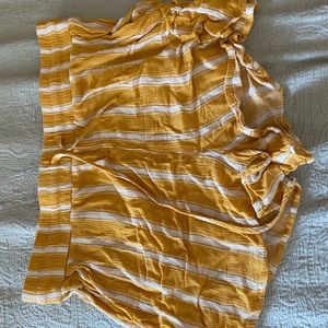 shorts , yellow and white stripes